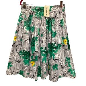 Retro Swing Full Pleated Skirt Butterflies Fresh Herbs Med NWT